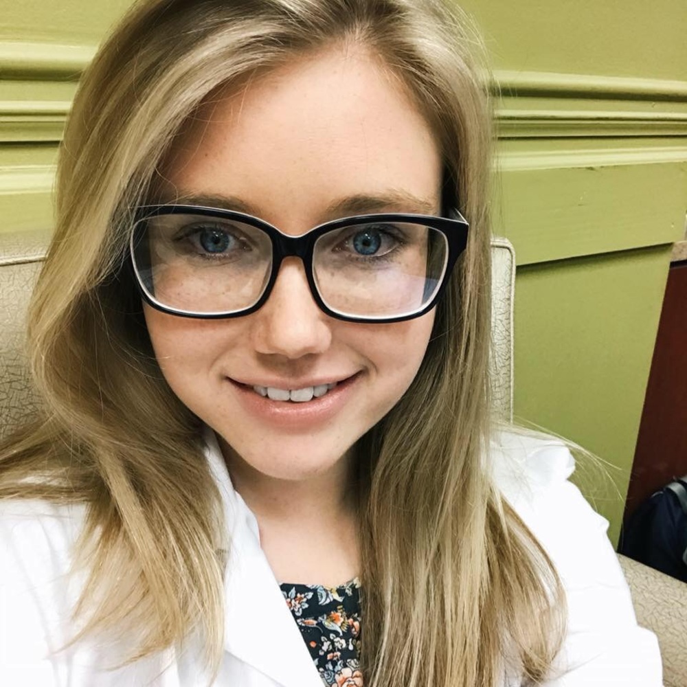 Meet your Posher, Katelyn